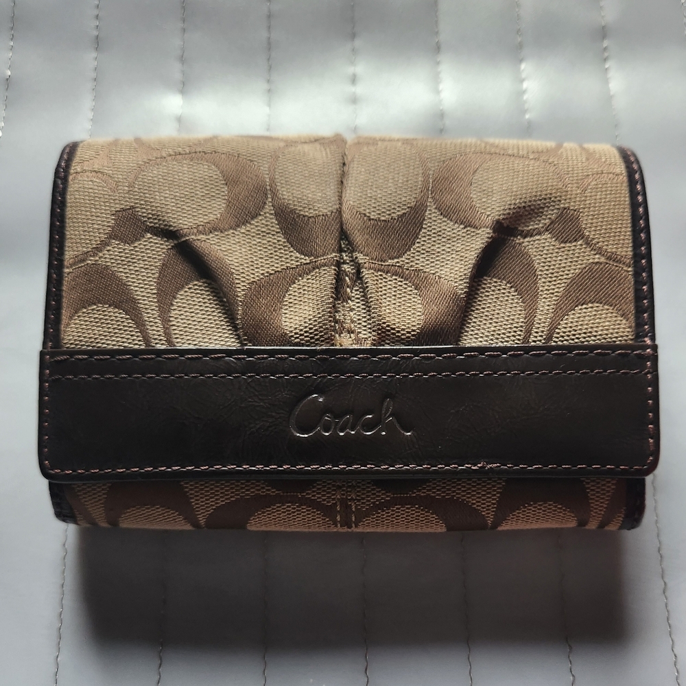 Coach Signature Brown Wallet Woven Jacquard Fabric Leather
